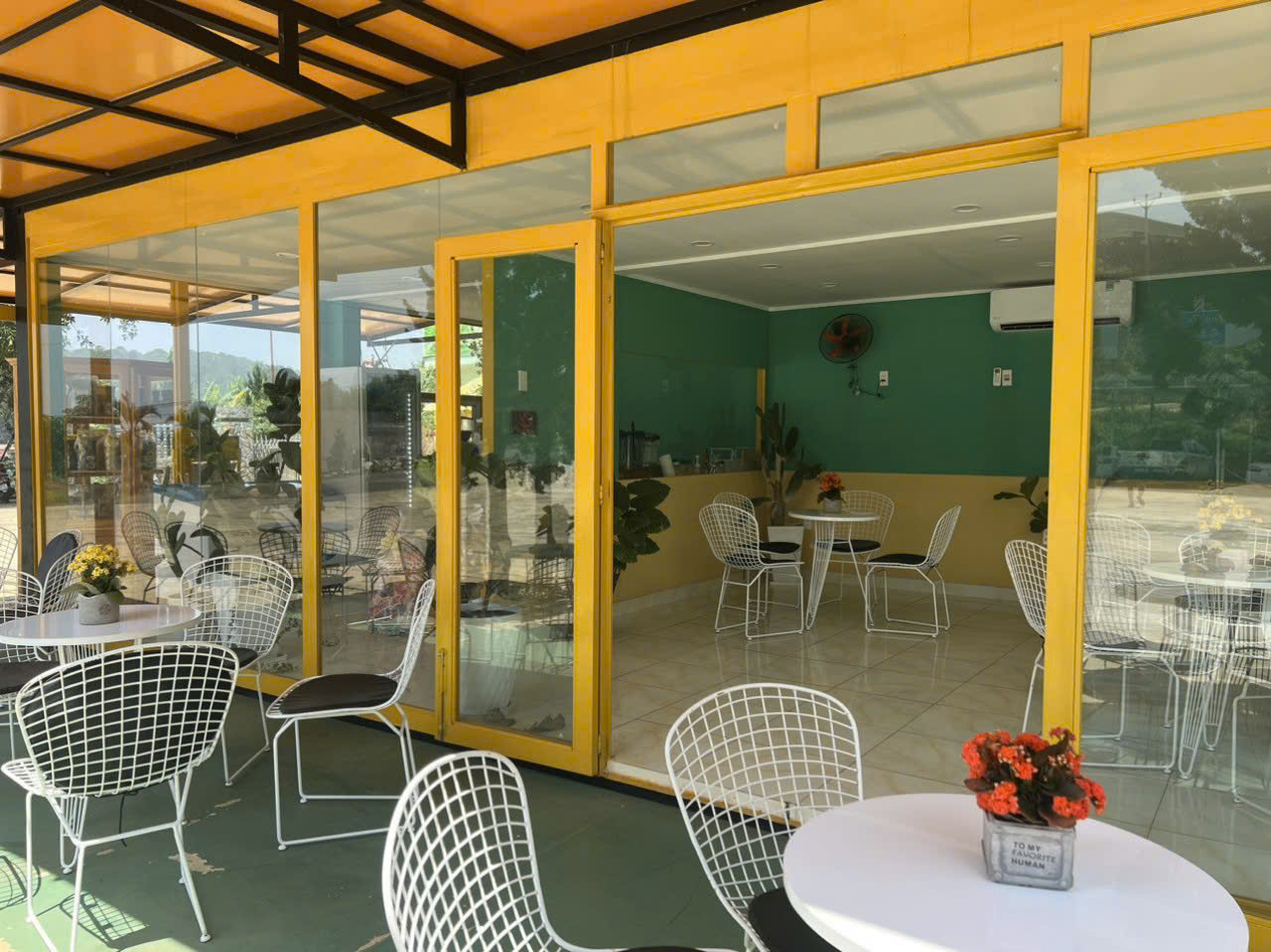 Container Cafe 20 Feet - Cao Lê Phát