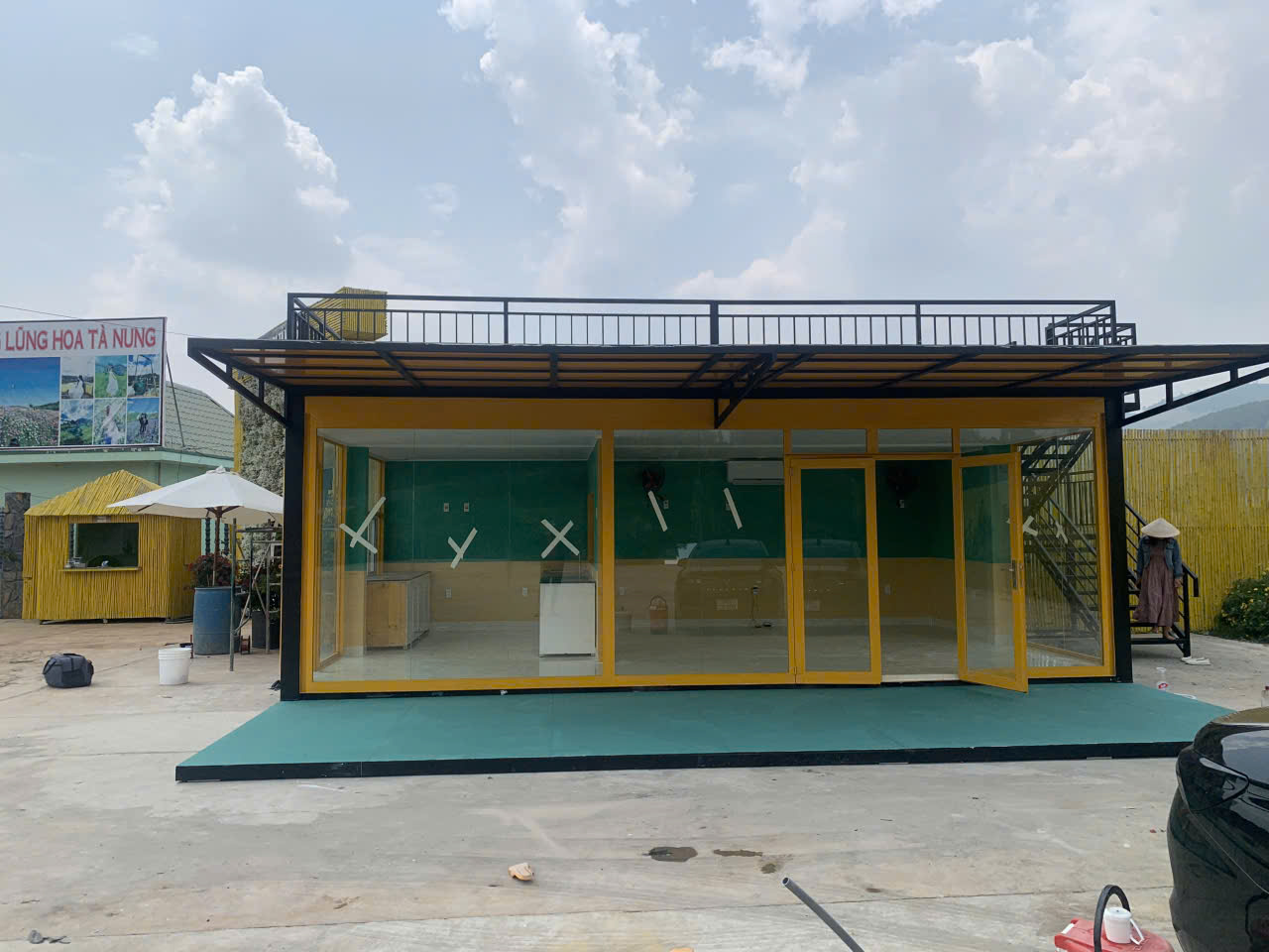 Container Cafe 20 Feet - Cao Lê Phát